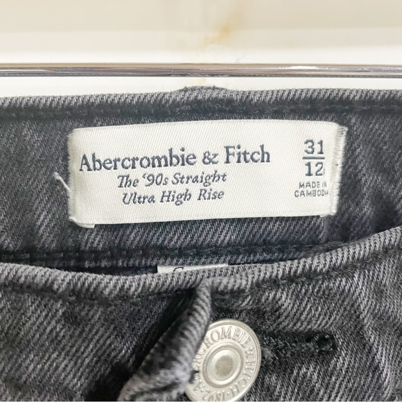 Abercrombie & Fitch 90th Straight ultra high rise jeans black  31/12 curve love - Picture 3 of 6